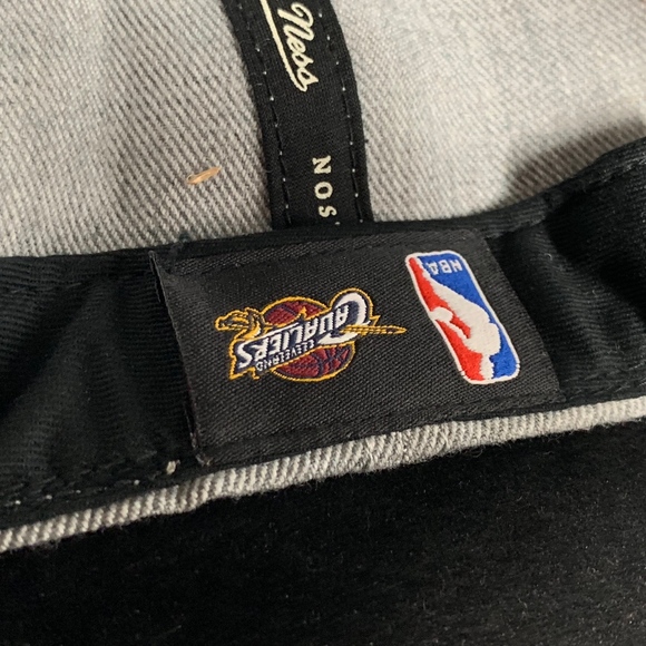 M&N Red Gator Cleveland Cavaliers Snapback